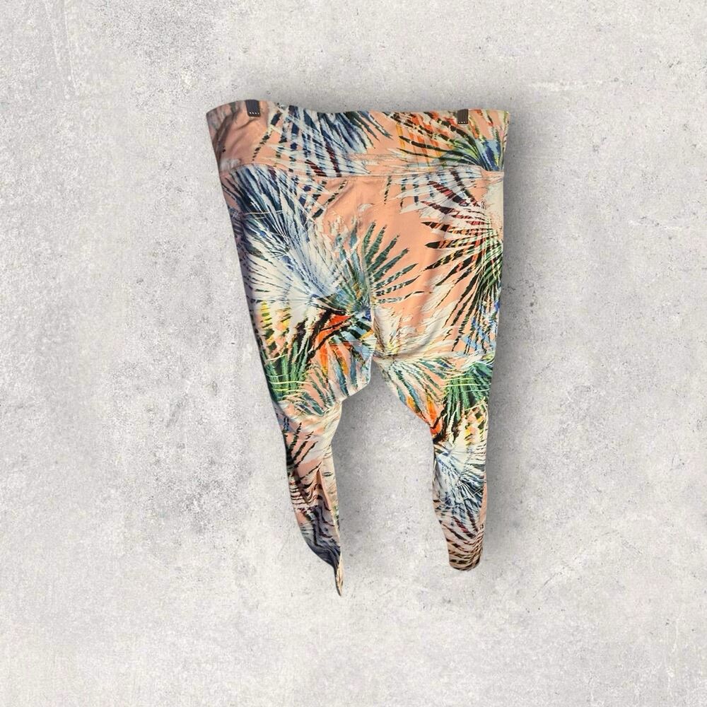 Fabletics Pink/Orange Palm Capris (4X) And Pink Sports Bra (4X) Gently Used